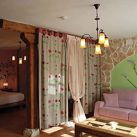 Hotel El Rincon De Hoces Del Duraton 4*
