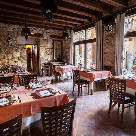 Otel El Rincon De Hoces Del Duraton 4*