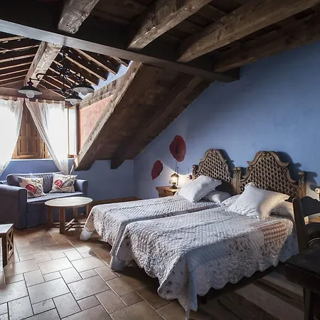 Otel El Rincon De Hoces Del Duraton 4*