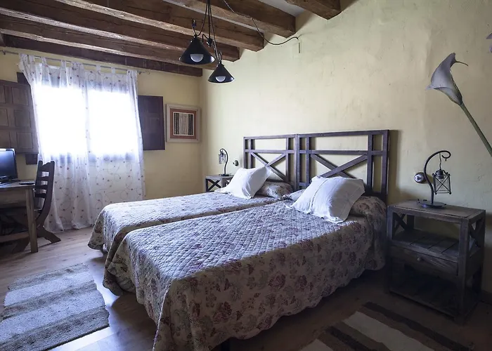 Hotel El Rincón De Hoces Del Duratón 4*